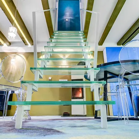 Metropolitan London, Marrakesh & Tokyo Διαμέρισμα