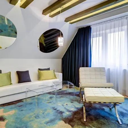 Metropolitan London, Marrakesh & Tokyo Jahorina